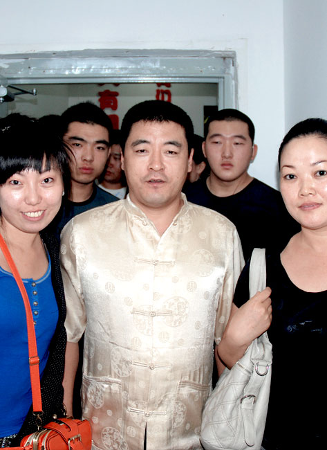 我们与魏三